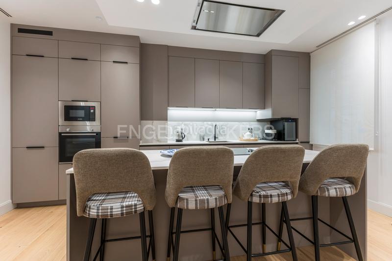 Foto c8f6c2bf-52fa-4a6b-ba70-79100ec004b1. Apartament amb calefacció a Lista Madrid