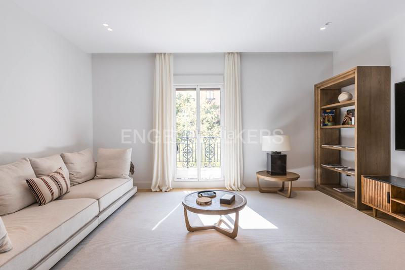Foto ef9a0fbe-1247-4a65-8176-506f5df87b7a. Apartament amb calefacció a Lista Madrid