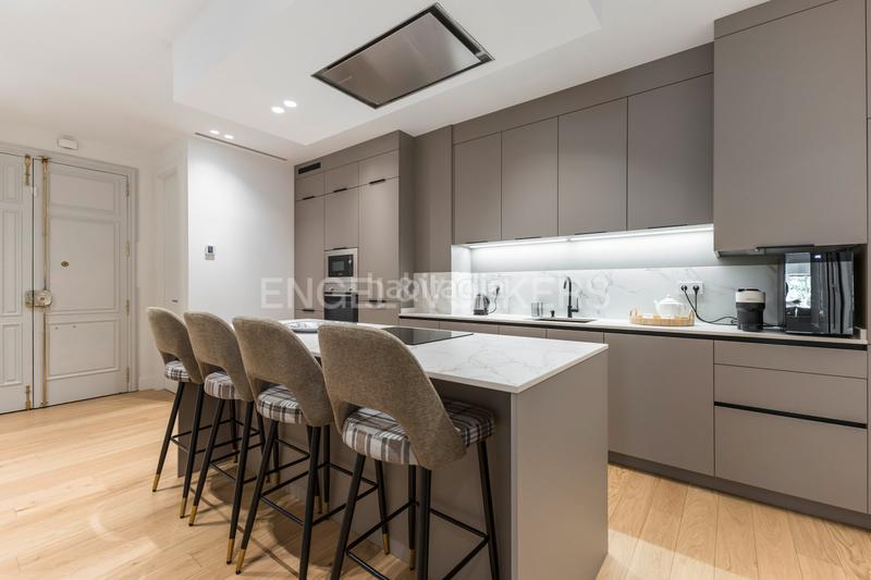 Foto f6df58d3-0e15-4681-8dcd-1ee5a517c0b6. Apartament amb calefacció a Lista Madrid