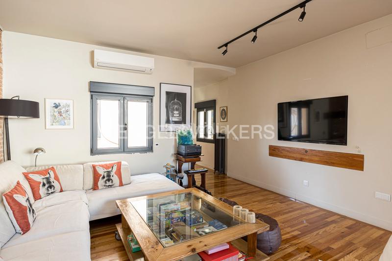 Foto 4c599537-82f8-4d1c-8701-07b87ae390a8. Appartement mit heizung in Cortes-Huertas Madrid