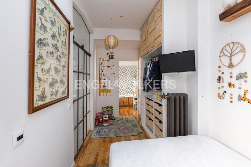 Foto 9a6a982a-d98f-4d2d-86cc-302b4706ab0c. Appartement mit heizung in Cortes-Huertas Madrid