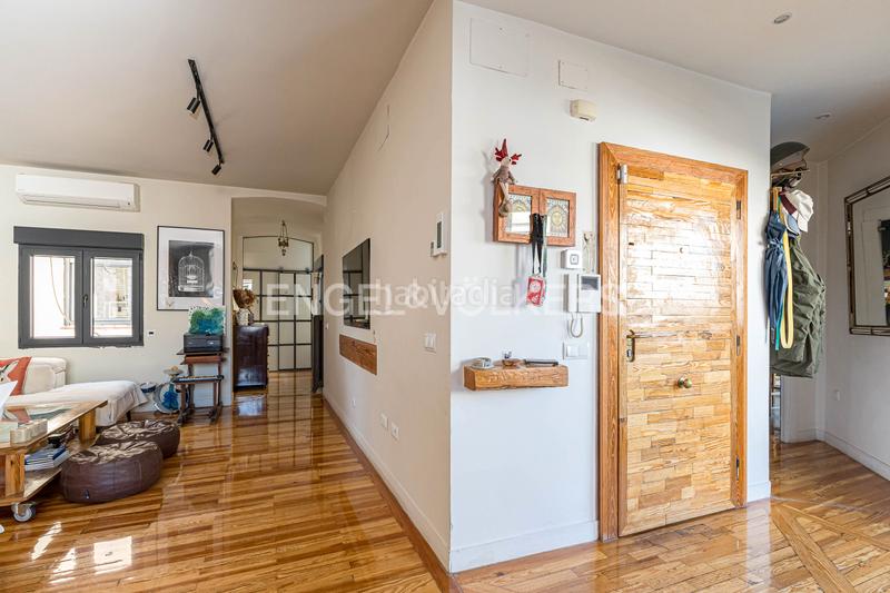 Foto b26a2a5a-c692-445d-88e2-c19189cbd338. Appartement mit heizung in Cortes-Huertas Madrid