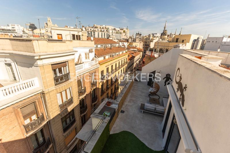 Foto eb91146e-8fa7-4b71-8e79-9d560c0ff644. Appartement mit heizung in Cortes-Huertas Madrid