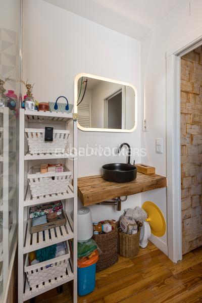 Foto fdaf3eeb-0826-425a-96d0-ebb919848d10. Appartement mit heizung in Cortes-Huertas Madrid
