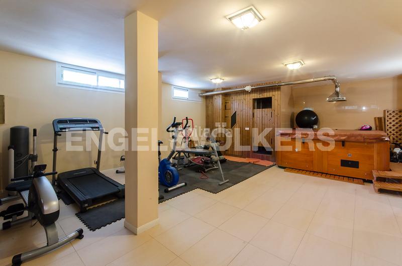 Foto 73362626-faa4-4dda-9aa8-e8653292999b. Casa amb calefacció aparcament piscina a Somosaguas Pozuelo de Alarcón