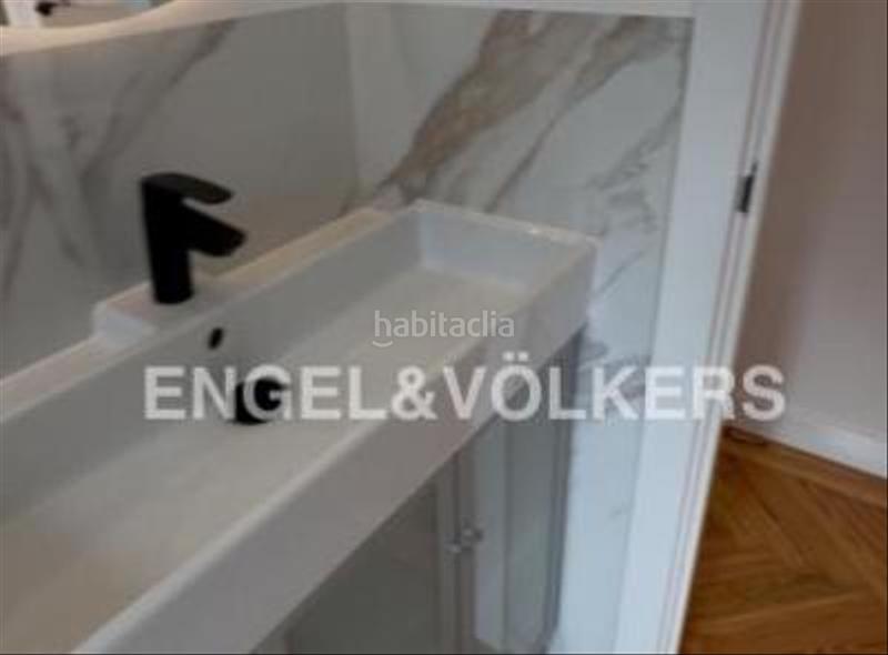 Foto c7abb46a-1a12-4143-9a58-3b06b4477f5e. Lloguer apartament amb calefacció a Argüelles Madrid