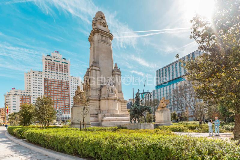 Foto ee0f840b-c61c-4c24-a9c2-a271974ebfda. Lloguer apartament amb calefacció a Argüelles Madrid