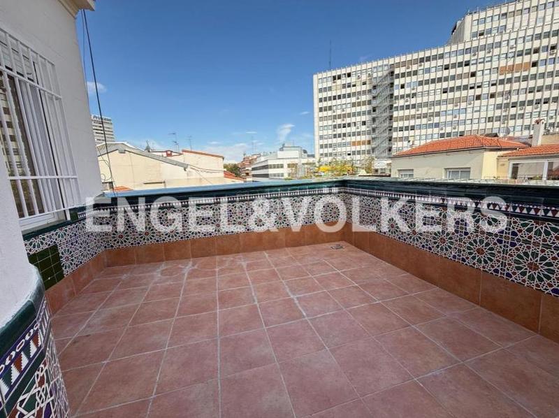 Foto 8a71f8a0-1590-4066-9ec3-dd5c0624d3d9. Location appartement avec chauffage dans Argüelles Madrid