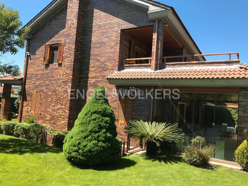 Foto 4c87d2d2-baef-401d-8e65-6591f1ab1164. Maison avec chauffage parking piscine dans El Cantizal Rozas de Madrid (Las)