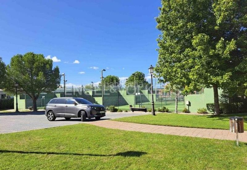 Foto 7c58b50a-5033-40cc-b0c4-ca648f64d481. Maison avec chauffage parking piscine dans El Cantizal Rozas de Madrid (Las)