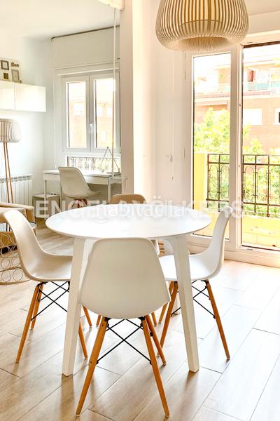 Foto c6f21157-0c60-4646-a8a0-5d0f1297f918. Lloguer apartament amb calefacció a Ríos Rosas-Nuevos Ministerios Madrid