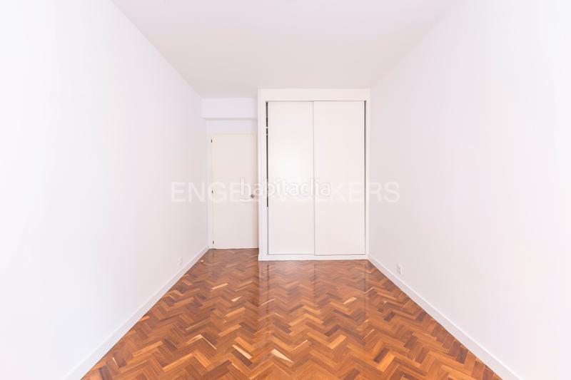 Foto 93bad08d-6728-4226-a733-cd01e7689c9e. Lloguer apartament amb calefacció aparcament a Lista Madrid