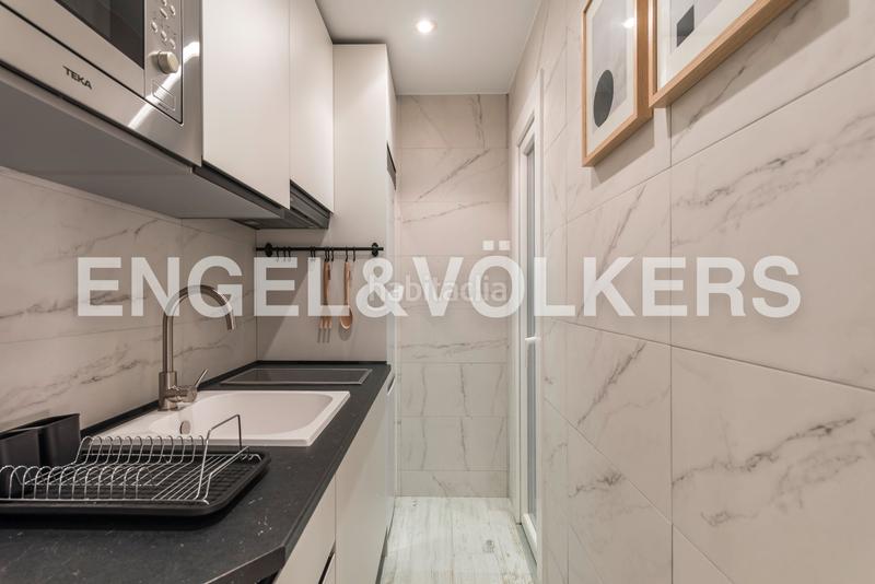 Foto 631eee27-41a2-438a-90e8-faa29e8f92a8. Alquiler apartamento piso reformado con patio en salamanca en alquiler en Madrid