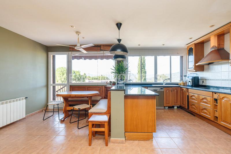 Foto 422c4770-0edc-4f84-99fd-bd2f7ce1a780. Maison avec chauffage piscine dans Fontenebro-Altavista Collado Villalba