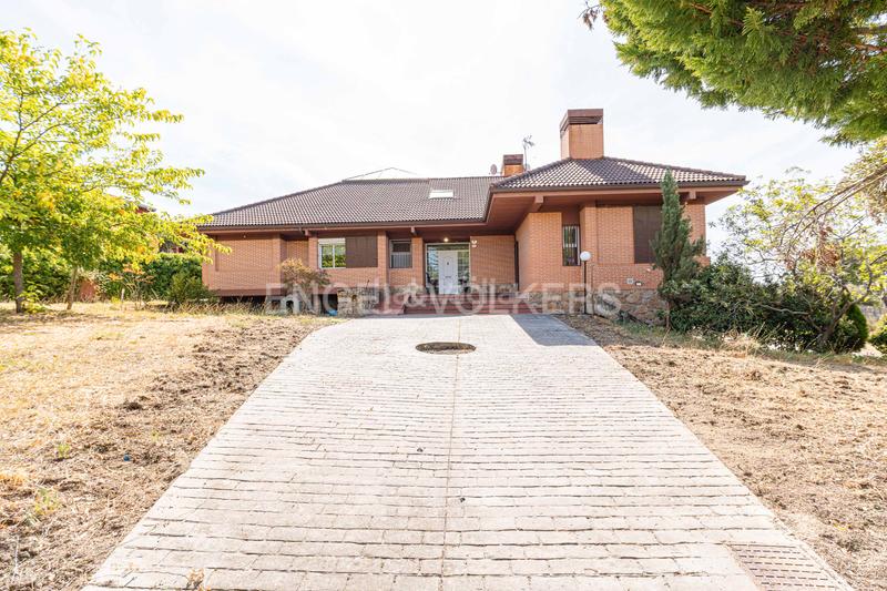 Foto 9520917f-6393-41f7-8b68-da5721ef1576. Maison avec chauffage piscine dans Fontenebro-Altavista Collado Villalba