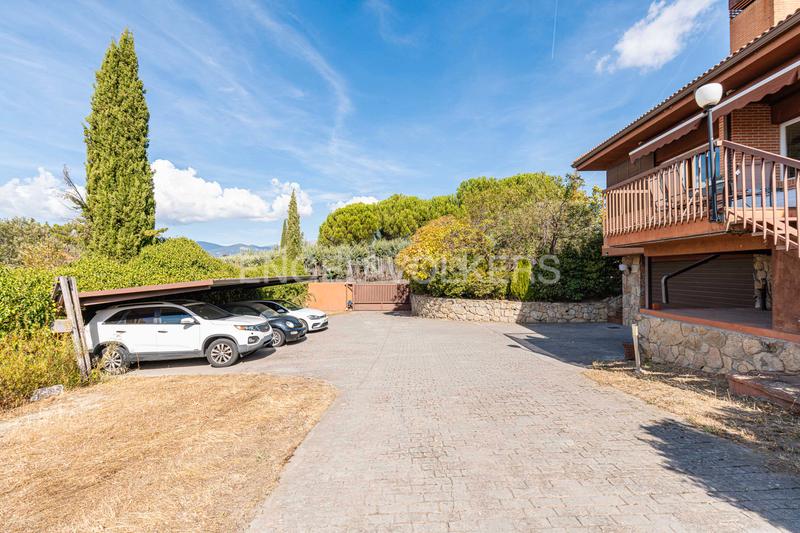 Foto a799b321-699a-4641-be10-a78a8534db99. Maison avec chauffage piscine dans Fontenebro-Altavista Collado Villalba