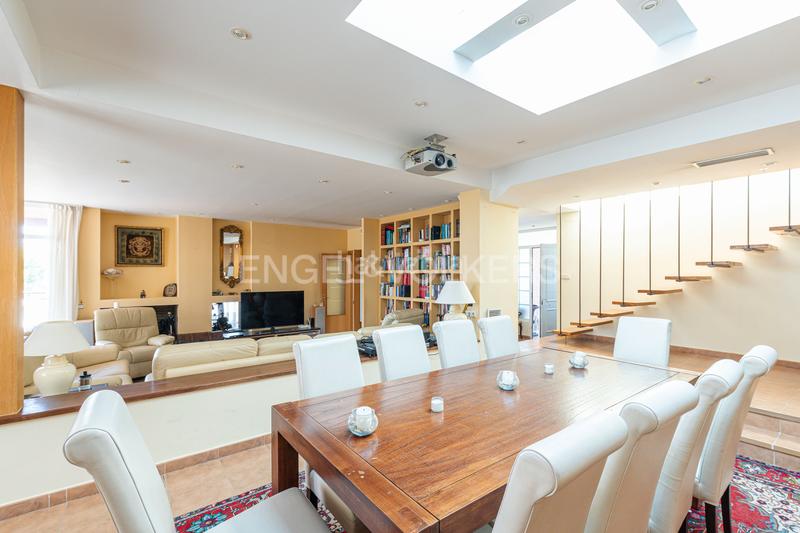 Foto ba9b41af-5325-4445-a78b-13535e56a070. Maison avec chauffage piscine dans Fontenebro-Altavista Collado Villalba