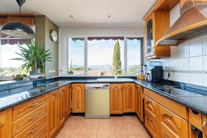 Foto d16711bc-c521-4f60-a300-35522e9a7fd0. Maison avec chauffage piscine dans Fontenebro-Altavista Collado Villalba