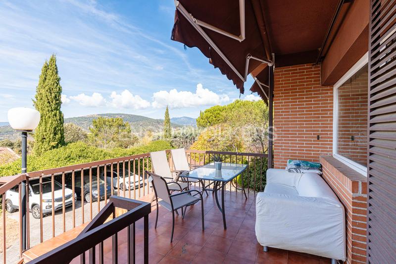 Foto ec4805f8-701c-4b28-93bf-d445aaaa212a. Maison avec chauffage piscine dans Fontenebro-Altavista Collado Villalba