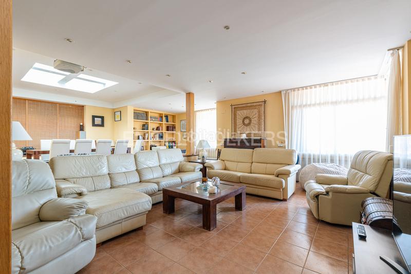 Foto ffe75687-4d68-48d9-b400-3dcf810ed6ab. Maison avec chauffage piscine dans Fontenebro-Altavista Collado Villalba