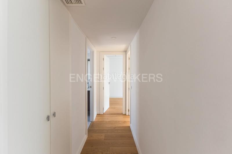 Foto 407d8a9c-f916-4625-b55d-a83bd2c76218. Rent apartment with heating parking pool in Nueva España Madrid