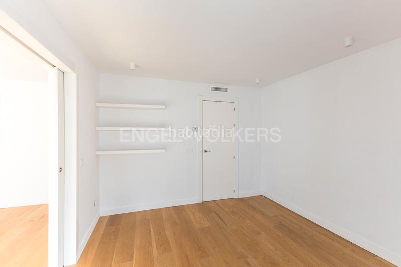 Foto a13fcda9-624b-43a5-8d68-54bf902b50cf. Rent apartment with heating parking pool in Nueva España Madrid