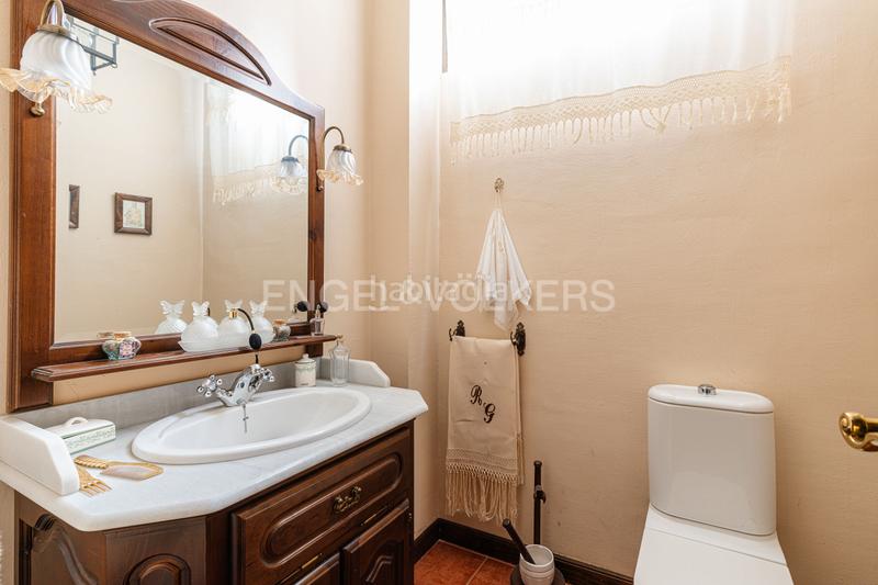 Foto 0afae10d-143e-444e-8273-c0dbbf3a642e. Maison avec chauffage parking piscine dans Soto del Real