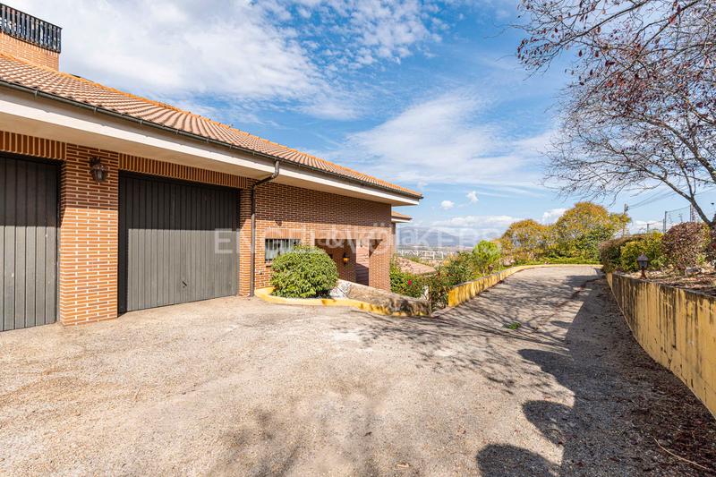 Foto 5b4cb66c-d5b7-4912-be01-01b4d3014275. Maison avec chauffage parking piscine dans Soto del Real