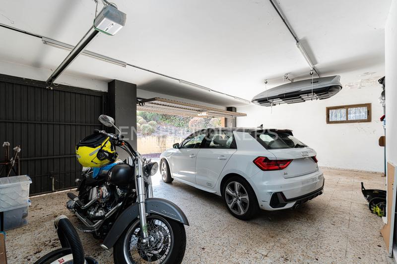 Foto 93ef07f5-e1c9-4e14-896c-f2fc19c05d88. Maison avec chauffage parking piscine dans Soto del Real