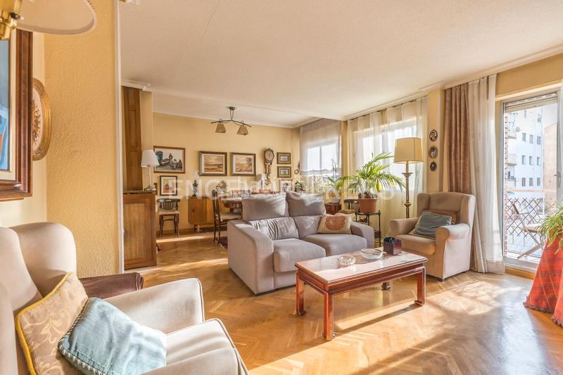 Foto 9371d477-56dd-40e2-b71e-e6aff6ec0ff4. Apartament amb calefacció a Pacífico Madrid