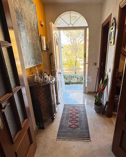 Foto 782d9532-58c7-4a11-8c5f-caa2153796ad. Haus mit heizung parking in Los Arroyos San Sebastián de los Reyes