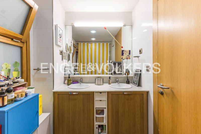 Foto e502d325-9195-47d3-a88f-43cdb263b88f. Pis amb calefacció piscina a Prosperidad Madrid