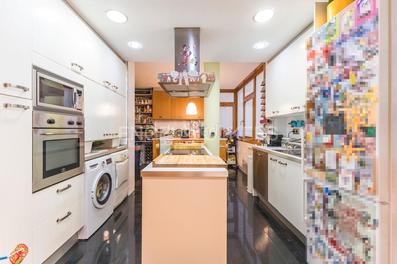 Foto 3aa901f8-6640-48c8-828f-c773ccce9b04. Piccolo appartamento con riscaldamento piscina in Madrid