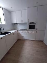 Affitto Casa in Canillas. Coqueto chalet en canillas hortaleza