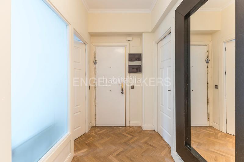 Foto f8964d5a-6dc4-466f-b6d1-b247cc2e34bc. Apartamento encantador piso en Nueva España en Nueva España Madrid