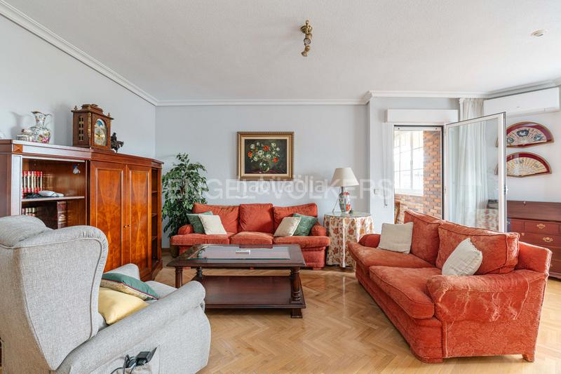 Foto 46c5db2e-b72c-434d-b617-5a7547e23d0e. Apartamento espectacular ático con vistas a la montaña en Majadahonda