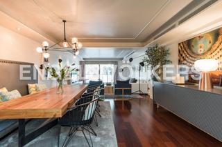 Lloguer Apartament a Castilla. Elegante y elitista piso en mateo inurria en alquiler