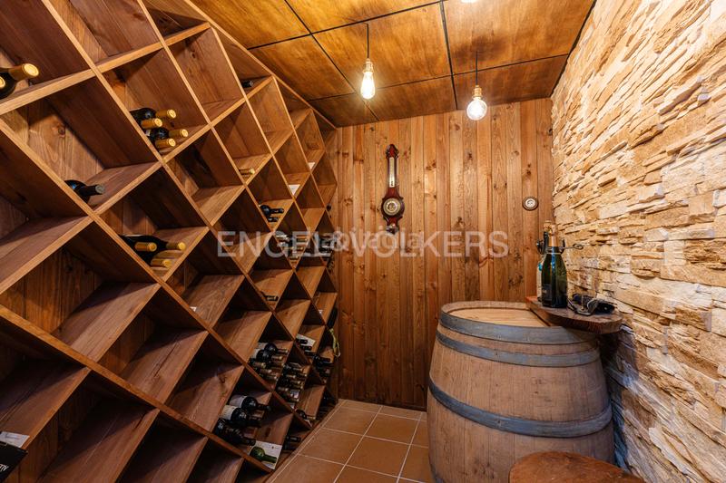 Foto 55559cff-59a5-4faf-8221-f8fb2ca12a56. Casa con riscaldamento parcheggio piscina in El Cantizal Rozas de Madrid (Las)