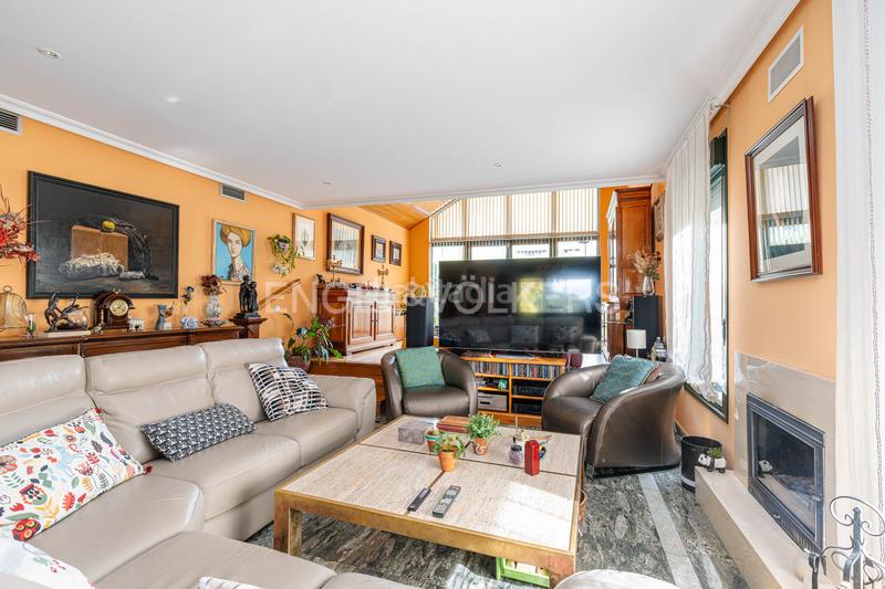 Foto 719db3e0-70a0-4340-ae0a-a20023790757. Casa con riscaldamento parcheggio piscina in El Cantizal Rozas de Madrid (Las)