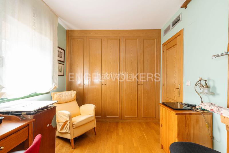 Foto 76005ab1-15df-45cc-a0d9-566a323a42bd. Casa con riscaldamento parcheggio piscina in El Cantizal Rozas de Madrid (Las)