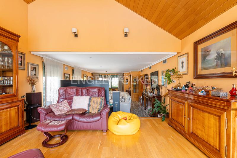 Foto e85491ca-c358-4b76-bb3c-fe8c8a846bf6. Casa con riscaldamento parcheggio piscina in El Cantizal Rozas de Madrid (Las)