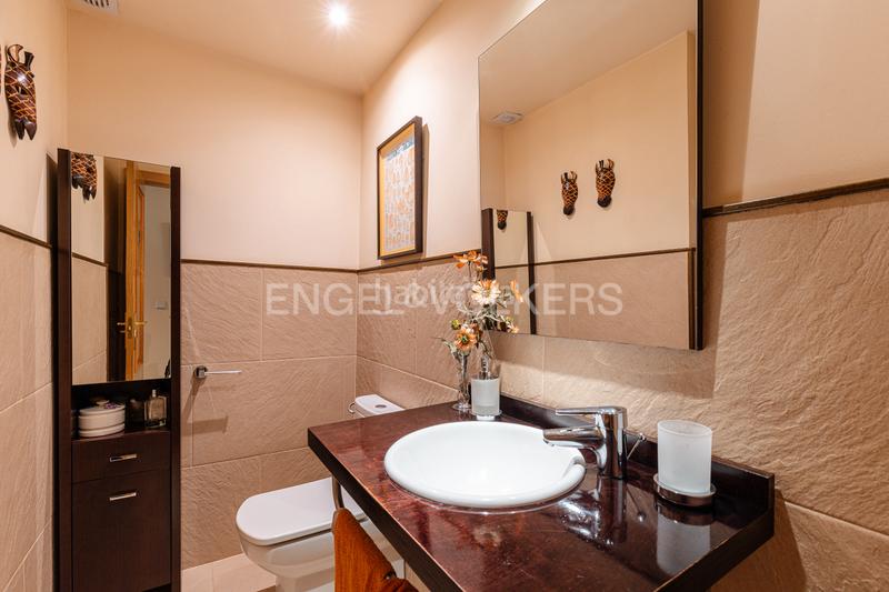 Foto fb4f6eab-7af9-4e49-8f56-997276adecc7. Casa con riscaldamento parcheggio piscina in El Cantizal Rozas de Madrid (Las)