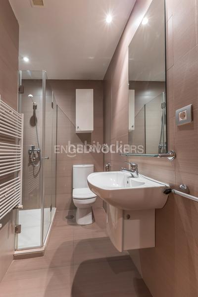 Foto d224f957-af6f-4bc0-bb6a-b544f8d90243. Lloguer apartament amb calefacció aparcament a Ríos Rosas-Nuevos Ministerios Madrid