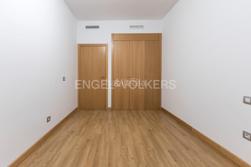 Foto b8fff06e-6d68-4fc2-b019-e157c9deab22. Location appartement avec chauffage parking dans Ríos Rosas-Nuevos Ministerios Madrid