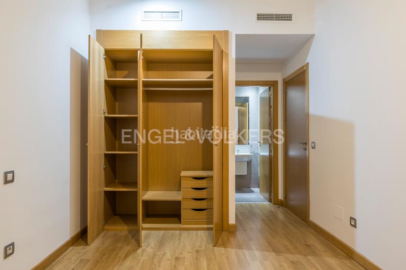 Foto 04aa3873-59b8-4694-bb46-024ab55d9739. Rent apartment with heating parking in Ríos Rosas-Nuevos Ministerios Madrid