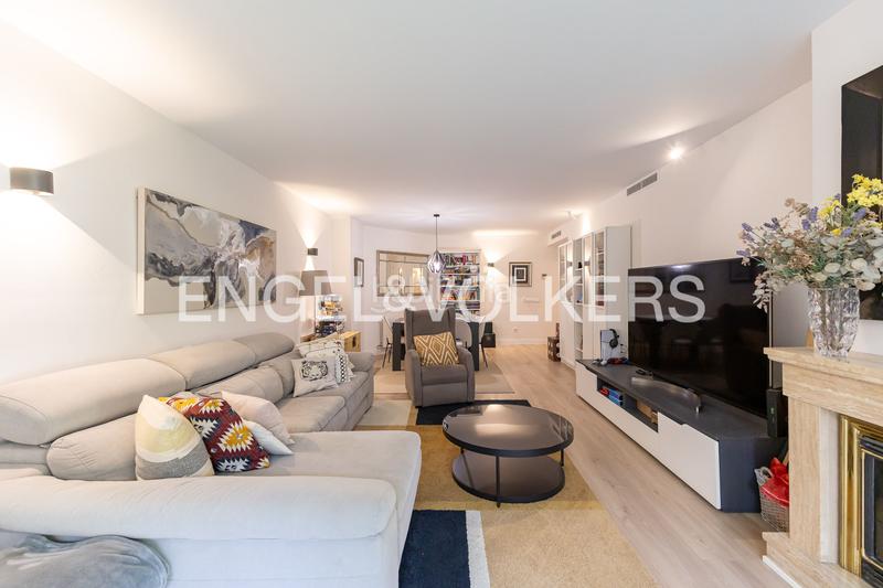 Foto 1249be17-d0a5-4768-8de3-43c93e786b24. Apartment with heating parking pool in Monte el Pilar Majadahonda