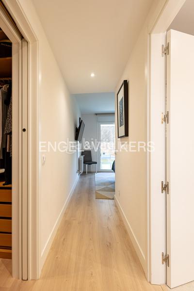 Foto 2624af02-8558-46e2-a46e-355ae96750fd. Apartment with heating parking pool in Monte el Pilar Majadahonda