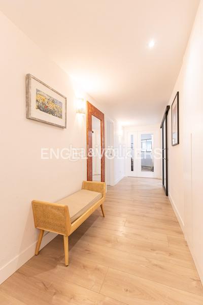 Foto 616c6ba5-98a4-4891-a57b-fb0523e727fa. Apartment with heating parking pool in Monte el Pilar Majadahonda