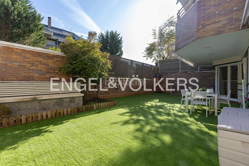 Foto ad321baf-11bb-4b21-b478-a280505afd42. Apartment with heating parking pool in Monte el Pilar Majadahonda