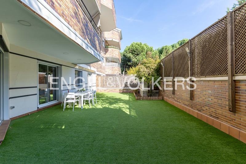 Foto b045f5f6-910d-457f-8c9d-ff342cb150de. Apartment with heating parking pool in Monte el Pilar Majadahonda